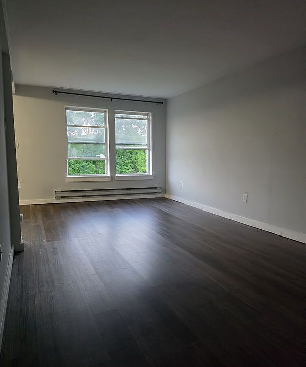 1st image of 70 Millard St APT 6
