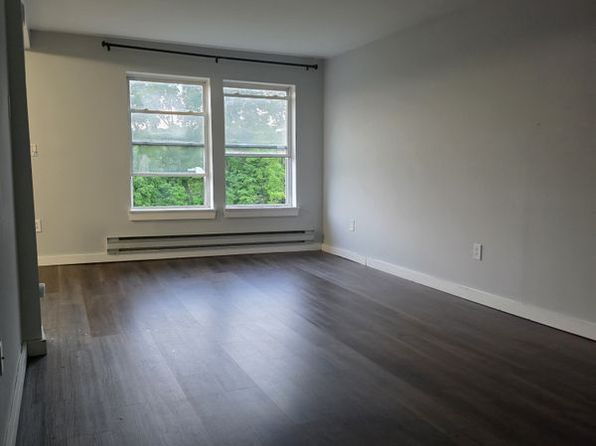 70 Millard St APT 6