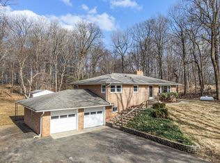 2901 D Dr S, East Leroy, MI 49051