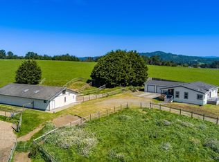 255 Hillcrest Rd, Loleta, CA 95551