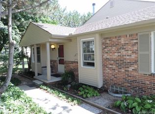 24312 Bashian Dr #1, Novi, MI 48375