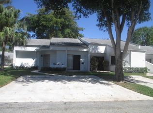 167 Sunshine Blvd, Royal Palm Beach, FL 33411