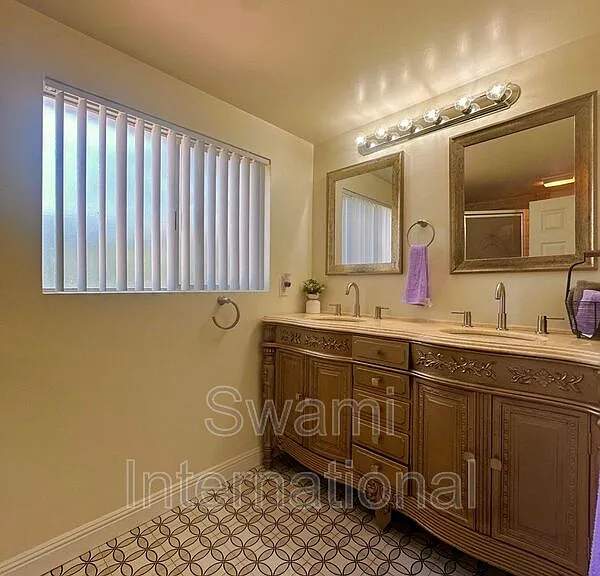 2404 255th St — Photo 22
