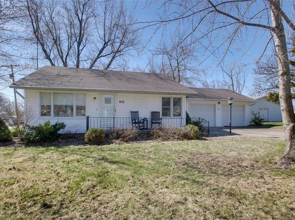 902 E Morgan St, Edina, MO 63537