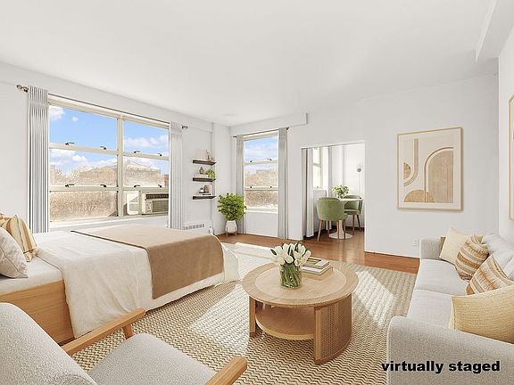 3rd image of 70 La Salle St APT 5E