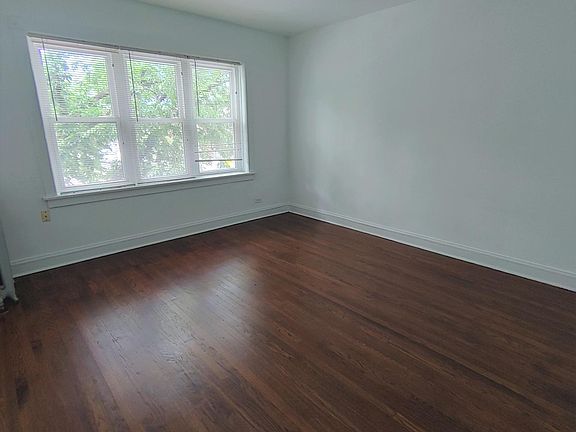 2nd image of 1703 W North Shore Ave APT 2