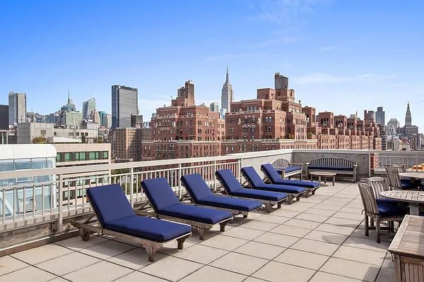 Rented by Platinvm Property Group New York | media 37