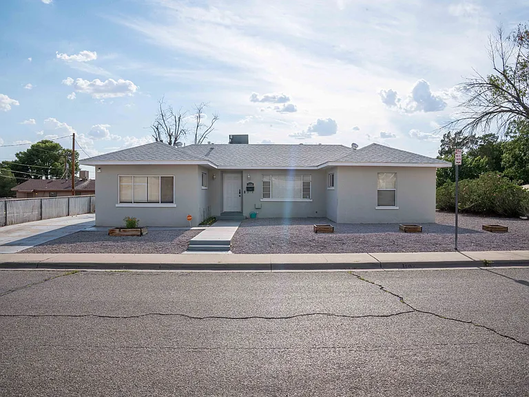 2460 Jordan Rd — Photo 1