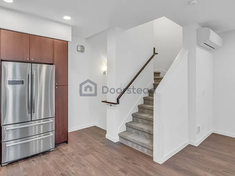 3070 SW Avalon Way #F — Photo 15