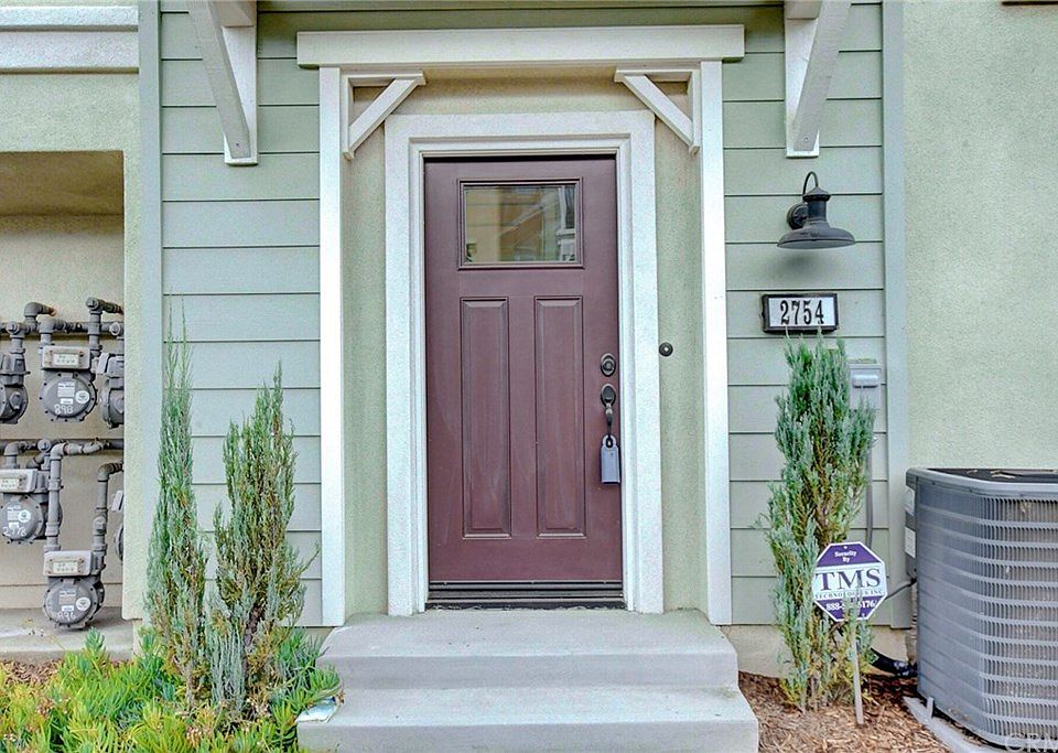 1st image of 2754 Daybreak Lane