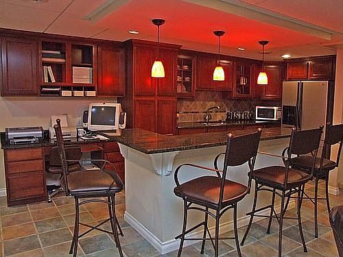 Granite Wet Bar Media Rm