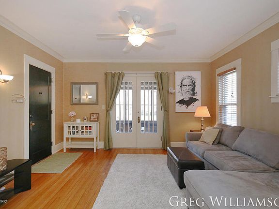 5th image of 508 Lyon St NE #9