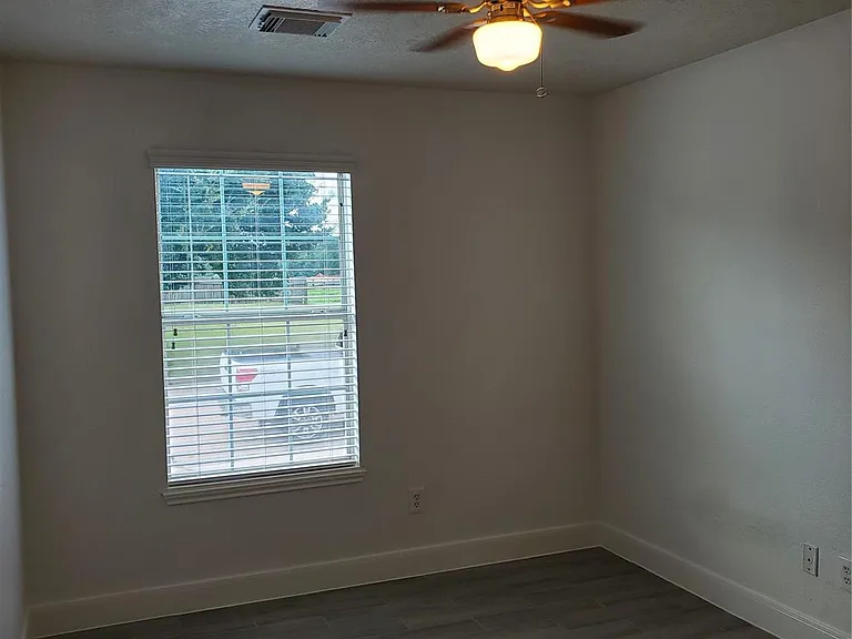 5319 Cherie Crest Ct — Photo 6