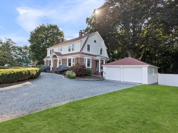 618 Washington St, Abington, MA 02351