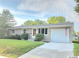 1906 Main Ave, Clear Lake, IA 50428
