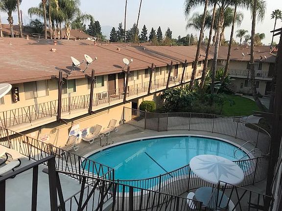 2nd image of 5343 Rosemead Blvd APT 6