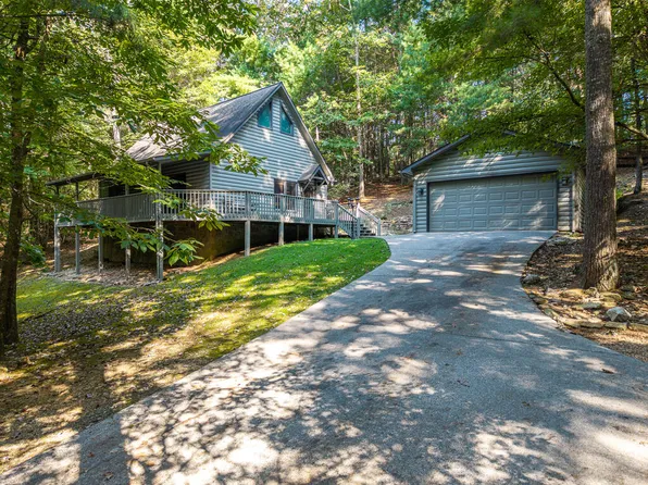 153 Blackberry Falls Dr, Ellijay, GA 30536