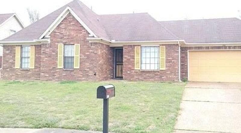 1st image of 4566 Bassett Hall Dr