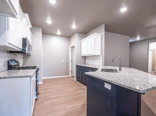 124 Cedar St, Perry, OK 73077