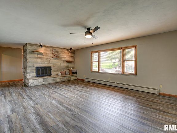 2nd image of 3816 Eagle Heights Dr