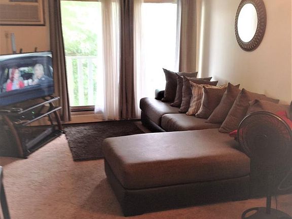 3rd image of 1601 N Innsbruck Dr APT 304