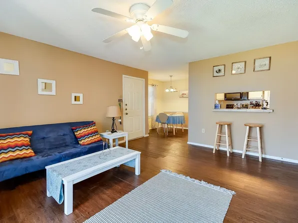 218 N Texas Blvd, Denton, TX