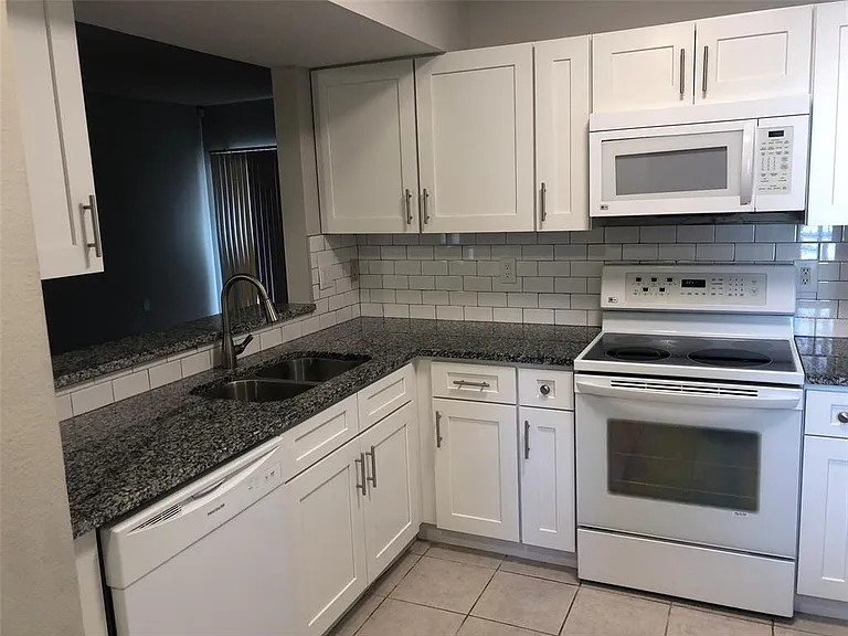 6021 Portsdale Pl #101 — Photo 7