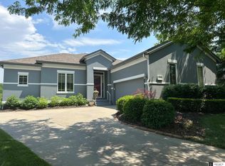 11408 Iowa Cir, Omaha, NE 68142