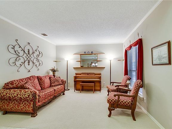 5th image of 7437 Breckenridge Dr