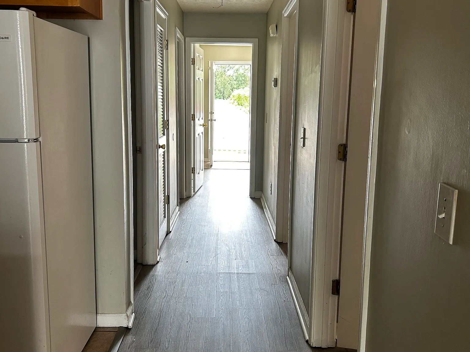 2 bed, 1000 sqft, $975 — Photo 3