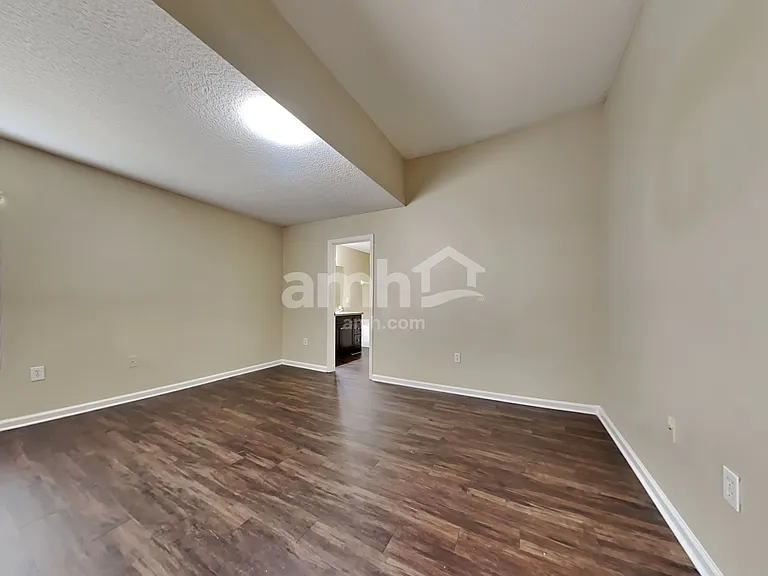 81 Marisco Way — Photo 11