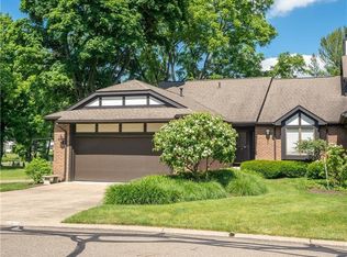 100 N Circle Dr, Canton, OH 44709
