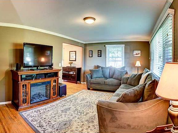 5th image of 12 Wheatstone Cir