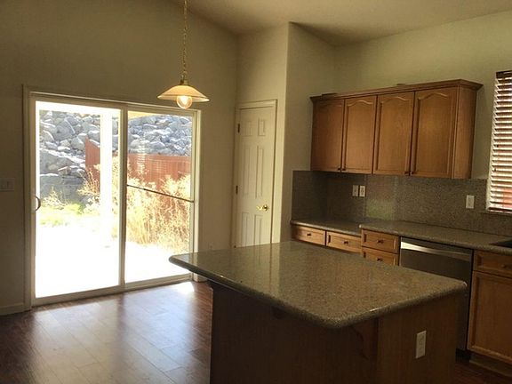 5th image of 2359 Madrid Dr