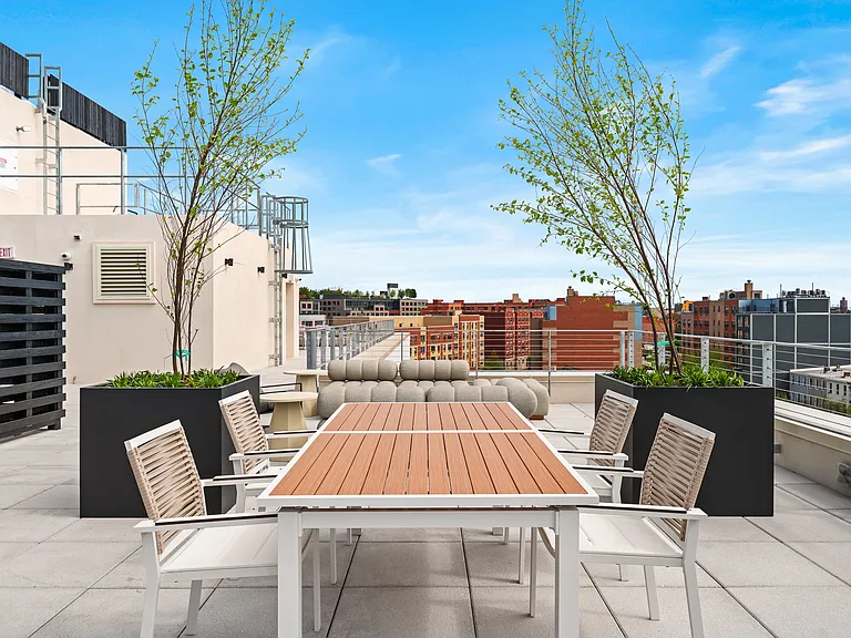 21 Garden St #5B — Photo 16