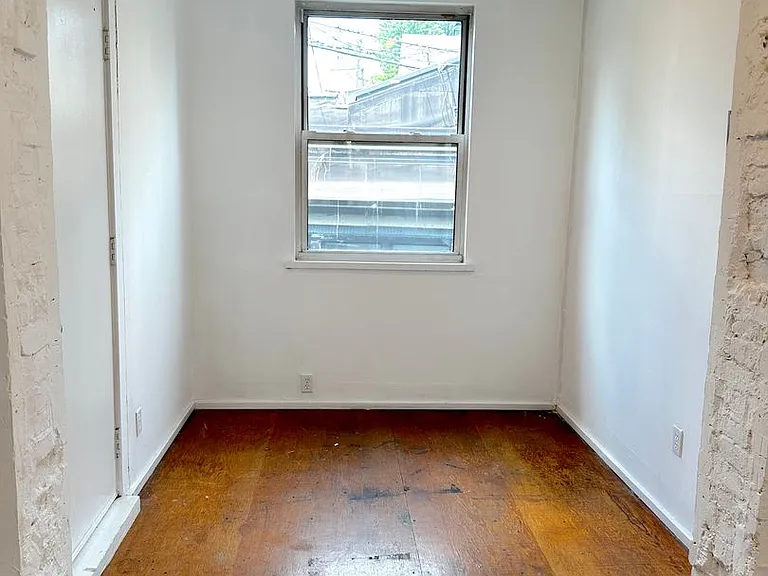 1806 S Jefferson St — Photo 7