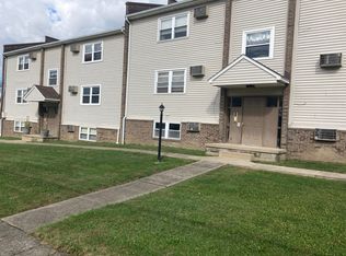 554 Churchill Rd #7, Girard, OH 44420