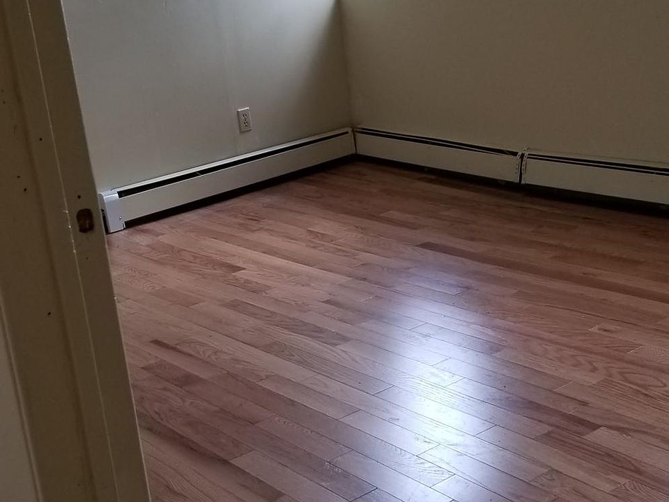 1st image of 42 W 4th St #2