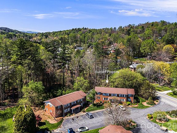 4th image of 28 Capri Ln