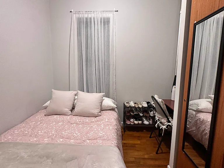 783 9th Ave #3R — Photo 4