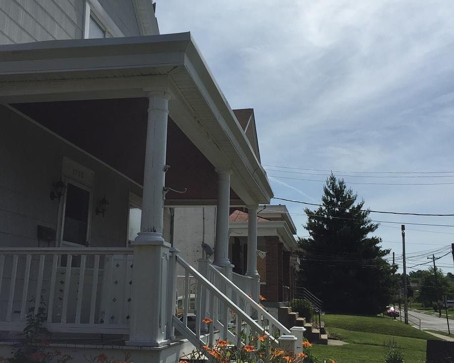 1st image of 3708 Woodbine Ave