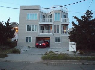 407 S 36th St, Brigantine, NJ 08203