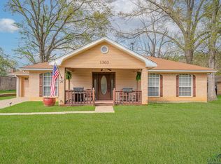 1303 Garner Ln, Longview, TX 75605