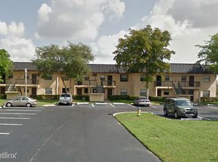 157 NW 93rd Ave, Pembroke Pines, FL 33024