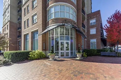 325 E Paces Ferry Rd NE Photo 1