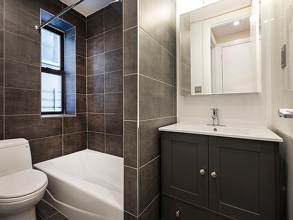 5th image of 8002 21st Ave #1