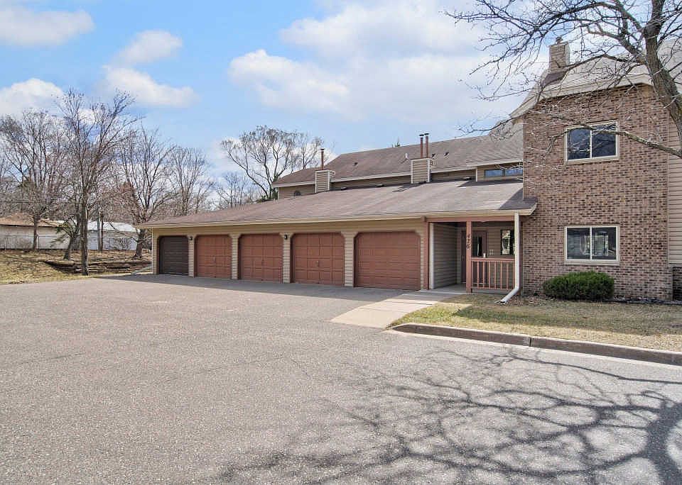 1st image of 476 Etna St APT 103