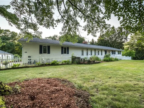 3672 Randolph Rd, Mogadore, OH 44260
