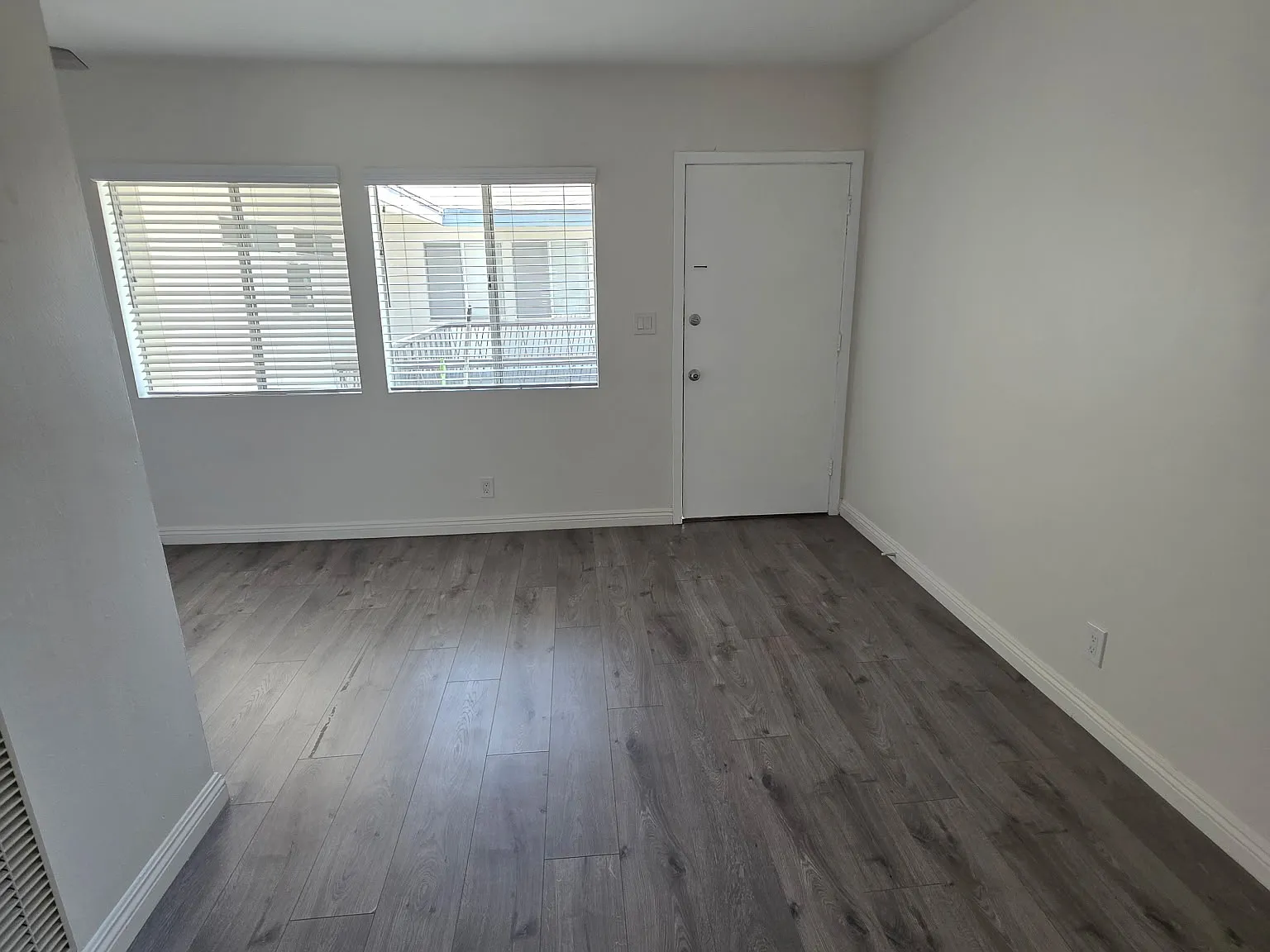 1 bed, 550 sqft, $1,800 — Photo 4