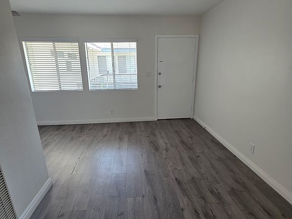 4th image of 10700 Francis Pl APT 8